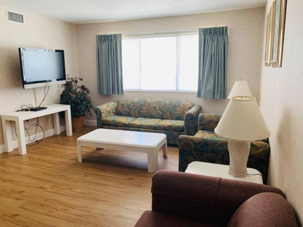 *Delightful Beach Condo*Pool, Steps To The Sand*H33 Myrtle Beach Bagian luar foto